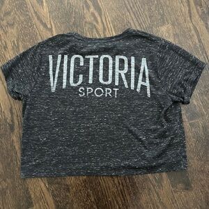 Victoria Sport Cropped T-shirt